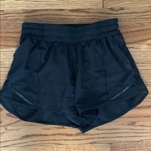 LULU LEMON SHORTS